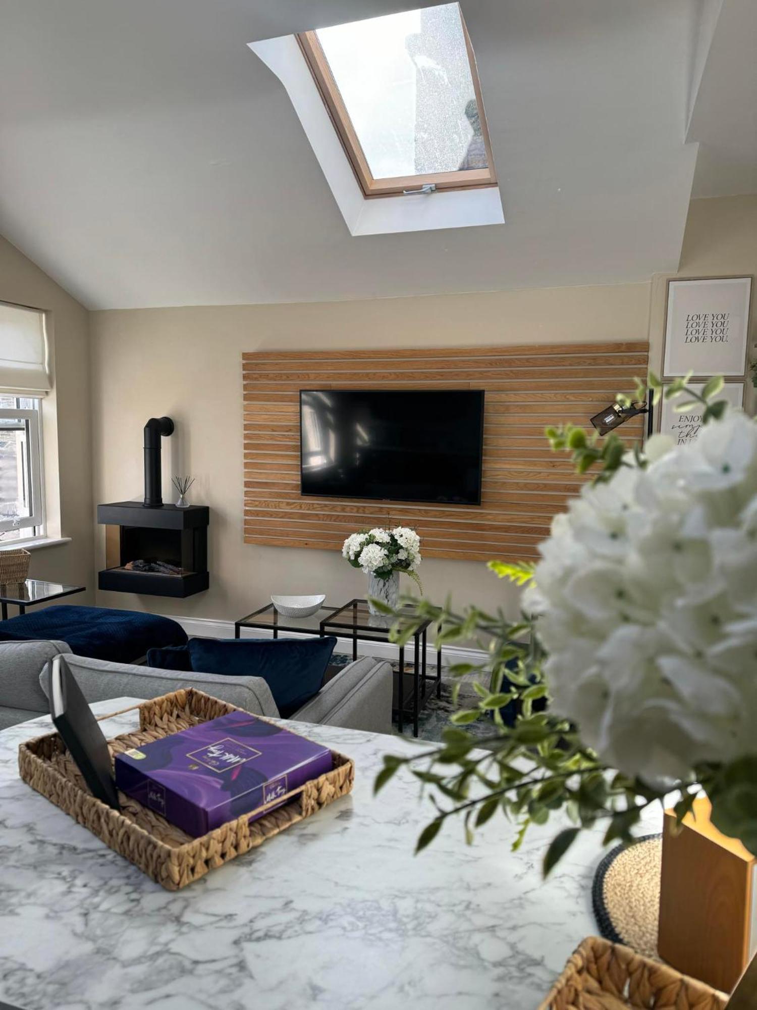 Apartment In Crosshills - North Yorkshire - Self Check In - Kildwick Exterior photo